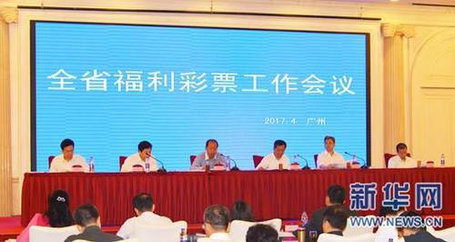 但球队展现出了斗志，关键时刻的素质以及从未放弃的态度，我们全力以赴，今天我们得到了回报。